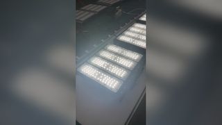 ไฟสปอร์ตไลท์ LED SMD3030 2000W IP66 สำหรับสนามกีฬาและไฟส่องสว่างสถานที่ก่อสร้าง