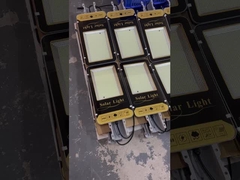 ไฟถนน LED กันน้ำ IP65 สำหรับลานจอดรถกลางแจ้งและทางหลวง