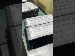 ไฟส่องสว่างอุตสาหกรรมกันน้ำ IP65 50w 100w 150w SMD LED ไฟถนนป้องกันการระเบิด