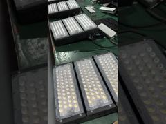 ไฟสปอร์ตไลท์ LED สนามกีฬา 1600W สำหรับกีฬากลางแจ้ง