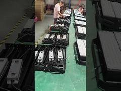 ไฟส่องสว่างสนามเทนนิสกันน้ำ ไฟสปอร์ตไลท์ LED แบบโมดูลาร์ กลางแจ้ง IP66