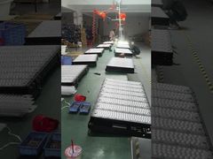 ไฟฟ้าสเตเดียม LED ประหยัดพลังงานที่กําหนดเอง IP66 กันน้ํา