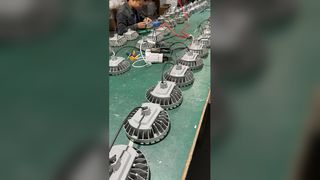 ไฟ LED ป้องกันการระเบิด LED ประสิทธิภาพสูง 5,000K 100-120lm / W IP66 สำหรับตู้โชว์พื้นที่อันตราย