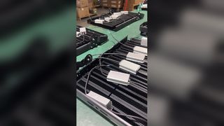 ไฟฟ้าสเตเดี้ยม LED กันน้ํา IP66 ประหยัดพลังงานตามสั่ง พร้อมสเปคตรแสงที่สามารถปรับแต่งได้