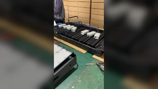 ดูการสาธิตไฟกล่องรองเท้าอะลูมิเนียม IP66 ประหยัดพลังงาน 200W 300W 400W 500W สำหรับการสาธิตถนน