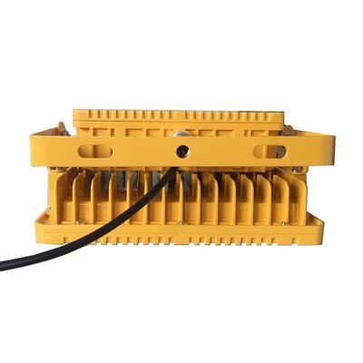 ไฟสปอร์ตไลท์กันระเบิด OEM พร้อมมุมกระจายแสง 120° กันน้ำ IP65 และรับประกัน 3/5 ปี