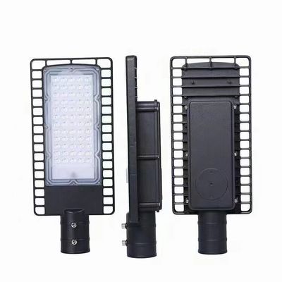 IP65 กันน้ํา อลูมิเนียม LED Street Light มัดเหลือง มีอายุ 50,000 ชั่วโมง