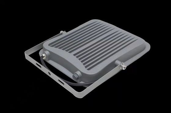 ไฟสปอร์ตไลท์ LED ที่ปรับแต่งได้ 600W 100lm/W ได้รับการรับรอง ATEX สำหรับไฟสนามกีฬาและสนามกีฬา