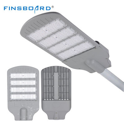 ไฟถนน LED ความสว่างสูงพร้อมการป้องกัน IP65 พร้อมขายึดปรับได้สำหรับไฟถนนทางหลวงกลางแจ้ง