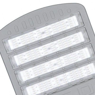 IP65 กันน้ํา LED Street Light ด้วยประสิทธิภาพ 130-140LM / W และอัลลูมิเนียมแบบเจาะสําหรับการส่องแสงทางหลวงกลางแจ้ง