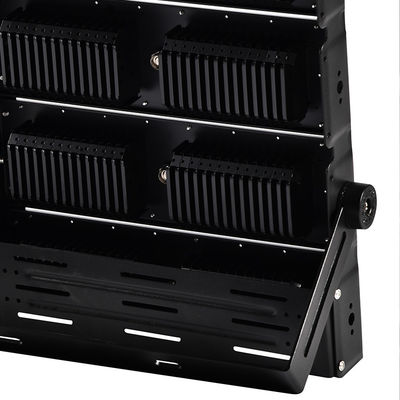 ไฟฟ้าสเตเดี้ยม LED กันน้ํา IP66 ประหยัดพลังงานตามสั่ง พร้อมสเปคตรแสงที่สามารถปรับแต่งได้