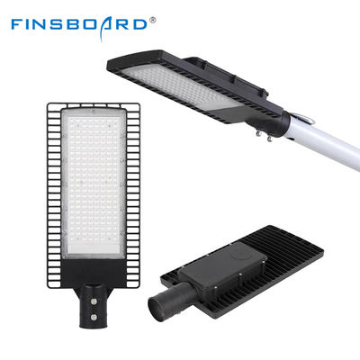 ไฟถนน LED กันน้ำ IP66 พร้อมประสิทธิภาพ 120 lm/W และตัวเรือนอะลูมิเนียมหล่อขึ้นรูป