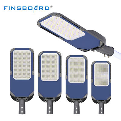 ไฟถนน LED กันน้ำ IP66 อะลูมิเนียมหล่อขึ้นรูป พร้อมอุณหภูมิสี 3000K-6500K สำหรับไฟส่องสว่างภายนอกอาคารกำลังสูง