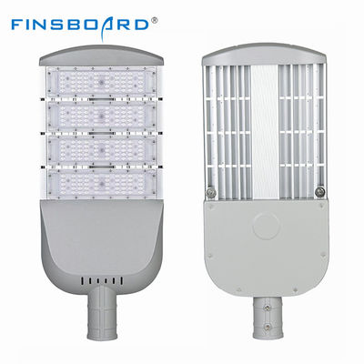 AC85-310V/AC100-277V 130-140LM/W ไฟสตรีทกลาง LED สําหรับสวนทางถนน