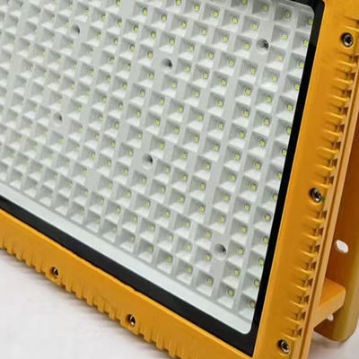 โคมไฟกันระเบิดแบบปรับแต่งได้ 400W หมายเลขผลิตภัณฑ์ RFEPL98 สำหรับอุณหภูมิสุดขั้ว -40°C ถึง 60°C