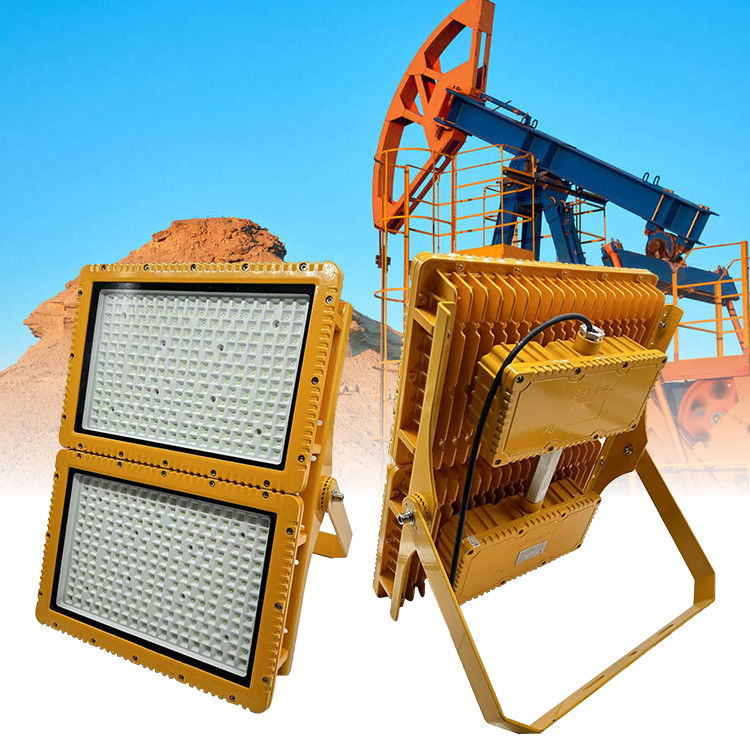 ไฟสปอร์ตไลท์ LED กันระเบิด 400W พร้อมระดับ IP66 และอายุการใช้งาน 50,000 ชั่วโมง สำหรับพื้นที่อันตราย