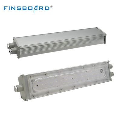 การส่องแสงภายนอกสถานที่อันตราย Ip65 แสงเส้นอัลลูมิเนียมกันน้ํา